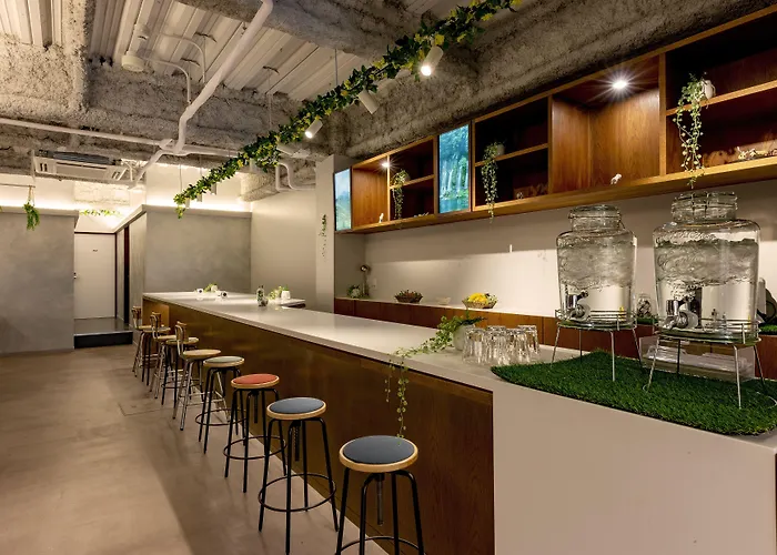 Plat Hostel Keikyu Minowa Forest Tokyo